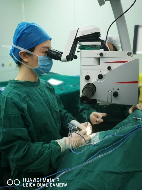 张薇玮:以医术与仁心,绘就眼科“光明未来” 张薇玮:以医术与仁心,绘就眼科“光明未来”