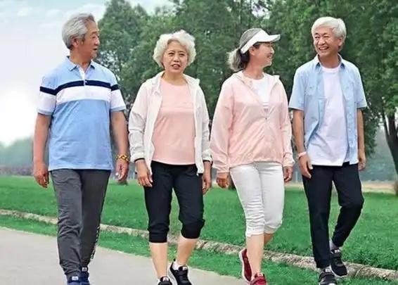 “走路越多越长寿”?60岁后这样走才有效,很多人走错了 “走路越多越长寿”?60岁后这样走才有效,很多人走错了