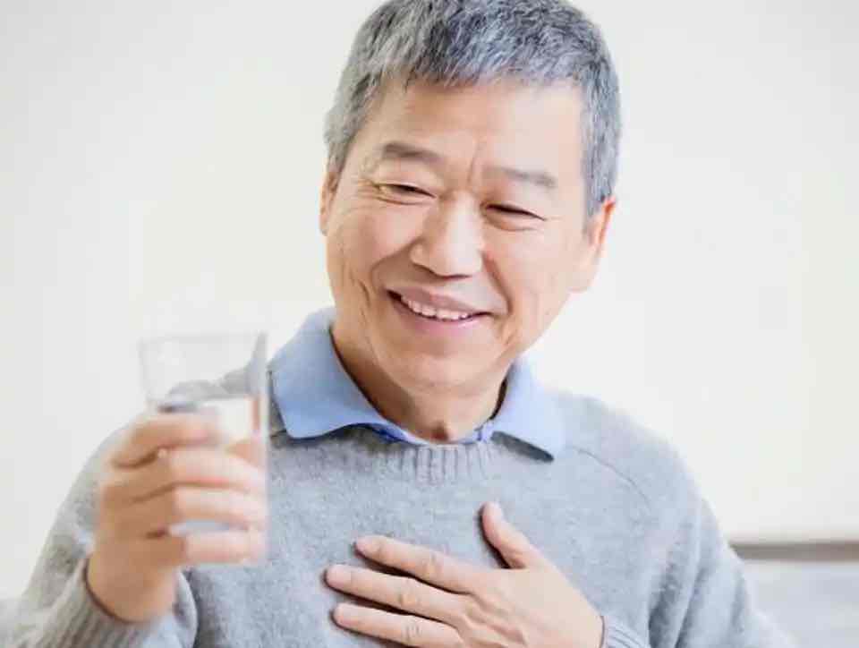 晨起3件小事,坚持半年,血压稳了、腿脚也灵便了 晨起3件小事,坚持半年,血压稳了、腿脚也灵便了