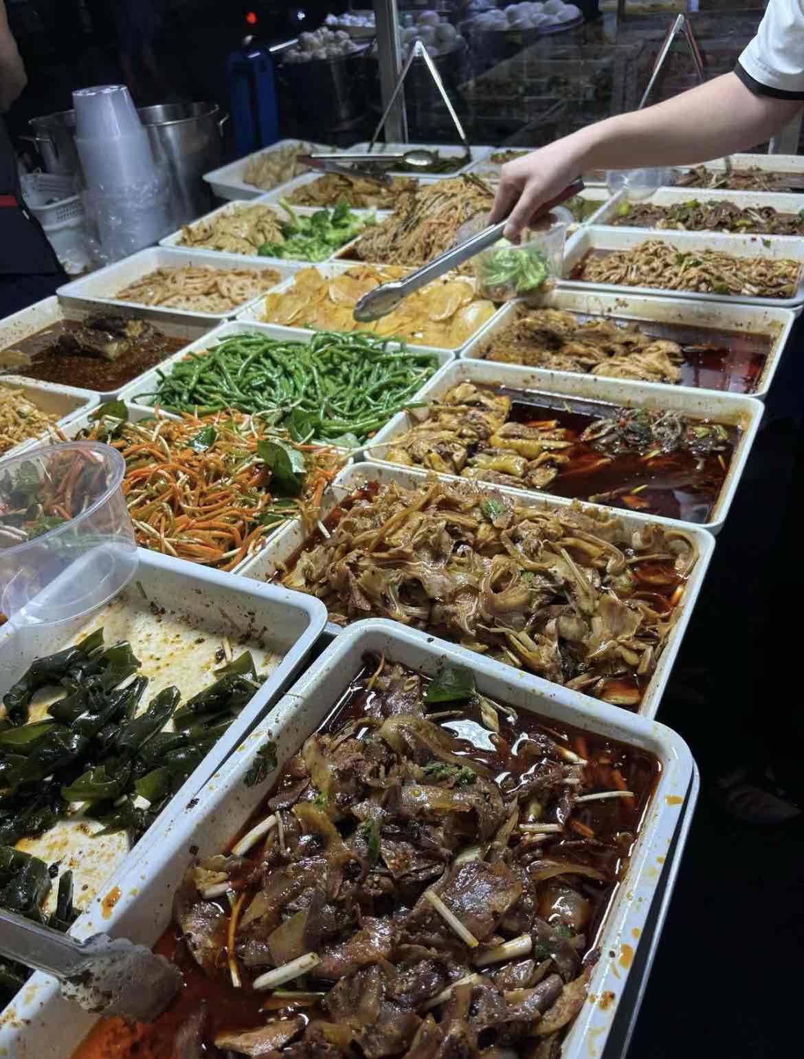 别被“干净”骗了!这4种食物暗藏大量细菌,吃错可能送医 别被“干净”骗了!这4种食物暗藏大量细菌,吃错可能送医