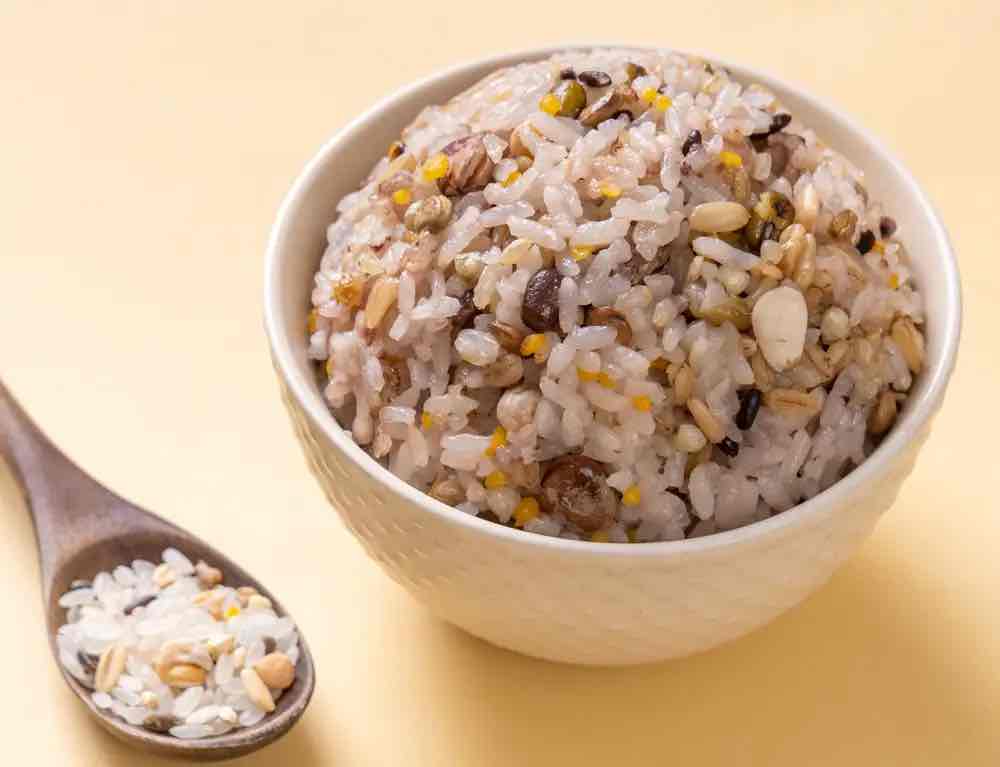 蒸米饭时加一把,帮全家稳住血脂血糖,老年人操作超简单 蒸米饭时加一把,帮全家稳住血脂血糖,老年人操作超简单