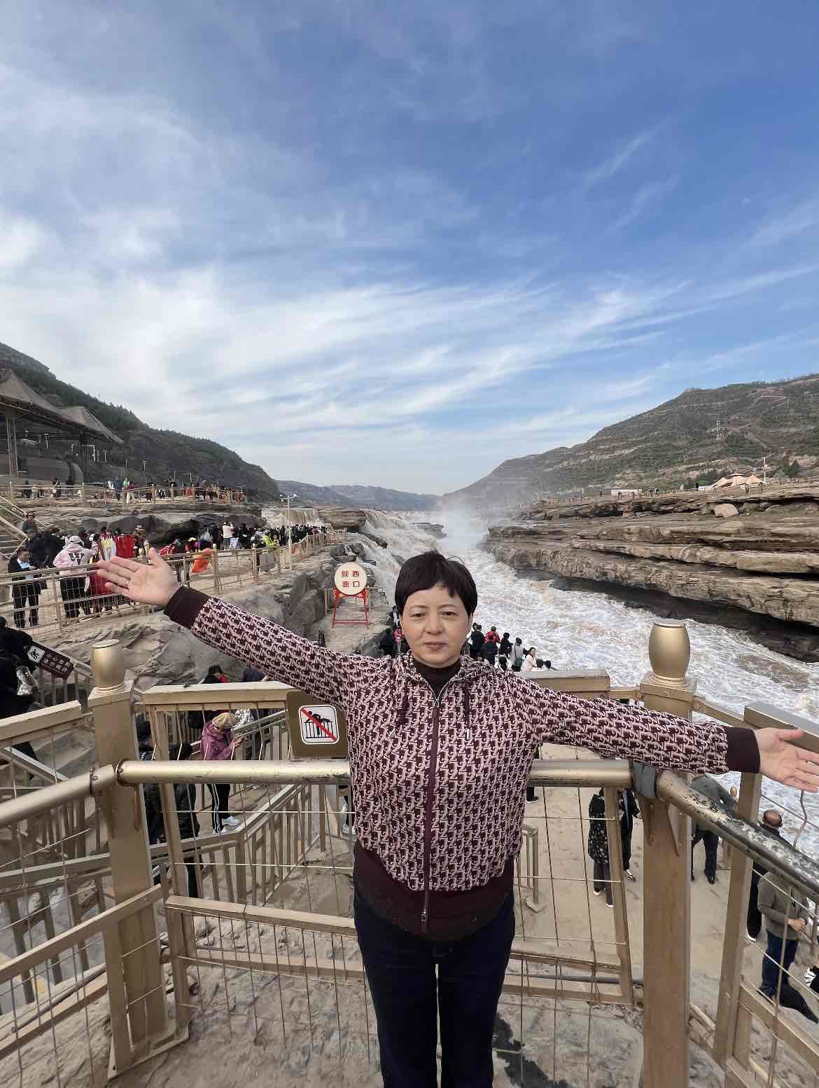 壶口听涛:为银发之旅铺就美好与震撼的旅程 壶口听涛:为银发之旅铺就美好与震撼的旅程