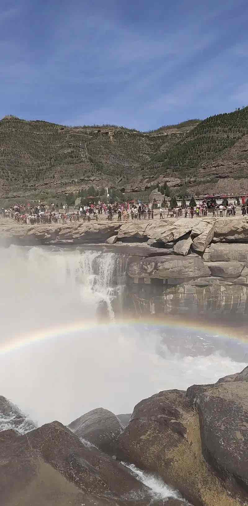 壶口听涛:为银发之旅铺就美好与震撼的旅程 壶口听涛:为银发之旅铺就美好与震撼的旅程