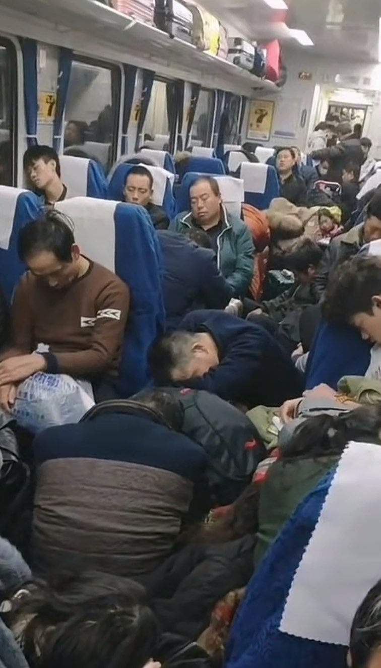 ��ĸ�ڣ������������������������˶��з��������