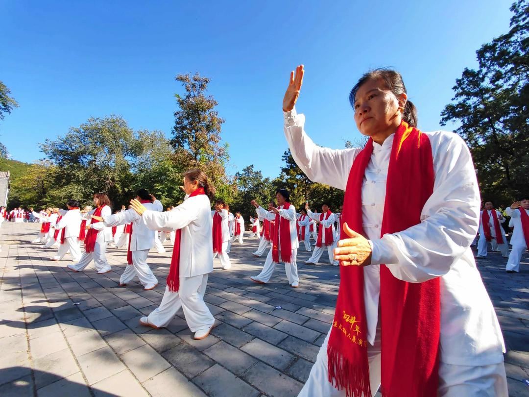 �ʺ������˵ĵ�ǿ���˶������ɶ���������