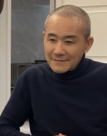 ��ʯ75�꣺жȥ��ױ������Լ���ģ��