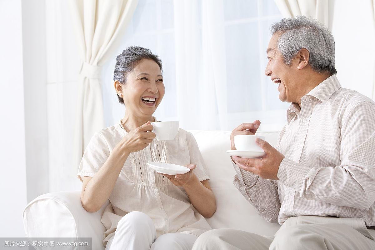 �˵������꣬Զ�밮������ˣ�����ͨ͸